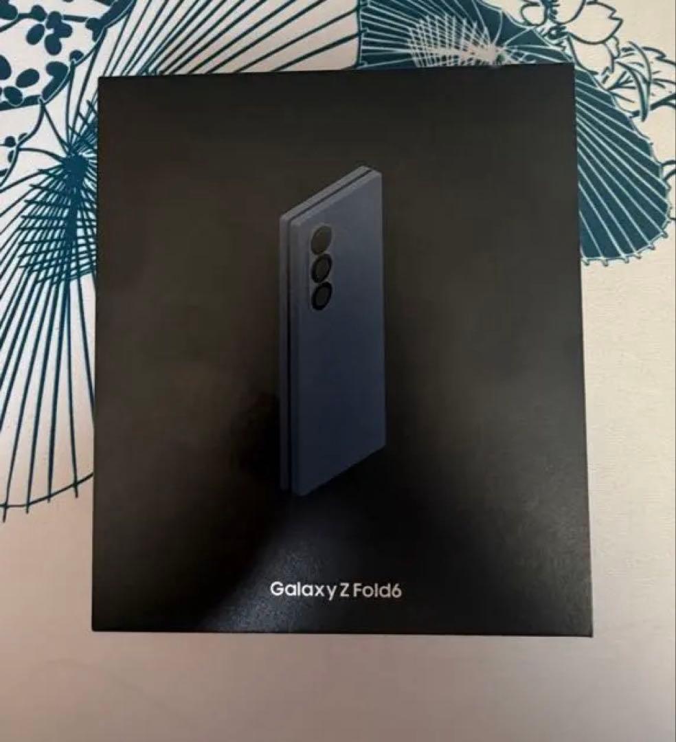 Galaxy Z Fold6 256GB 　国内版　SIMフリー　おまけ付き
