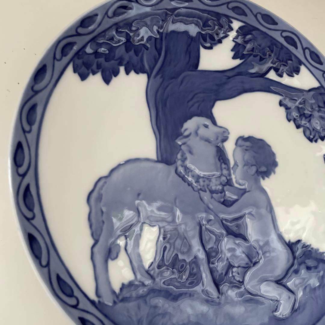 １９１５年・子羊に花輪を捧げる子供・２２cm・ 