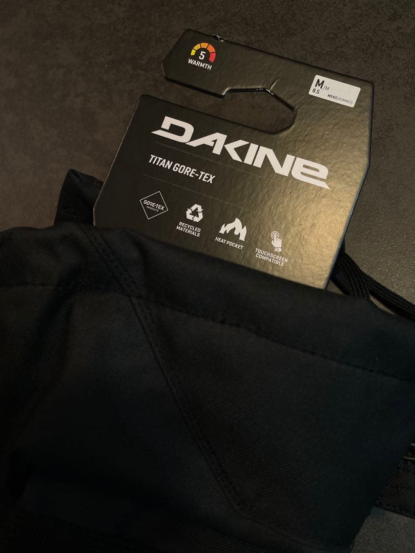 DAKINE　ダカイン　TITAN GORE-TEX　スノーグローブ Mサイズ
