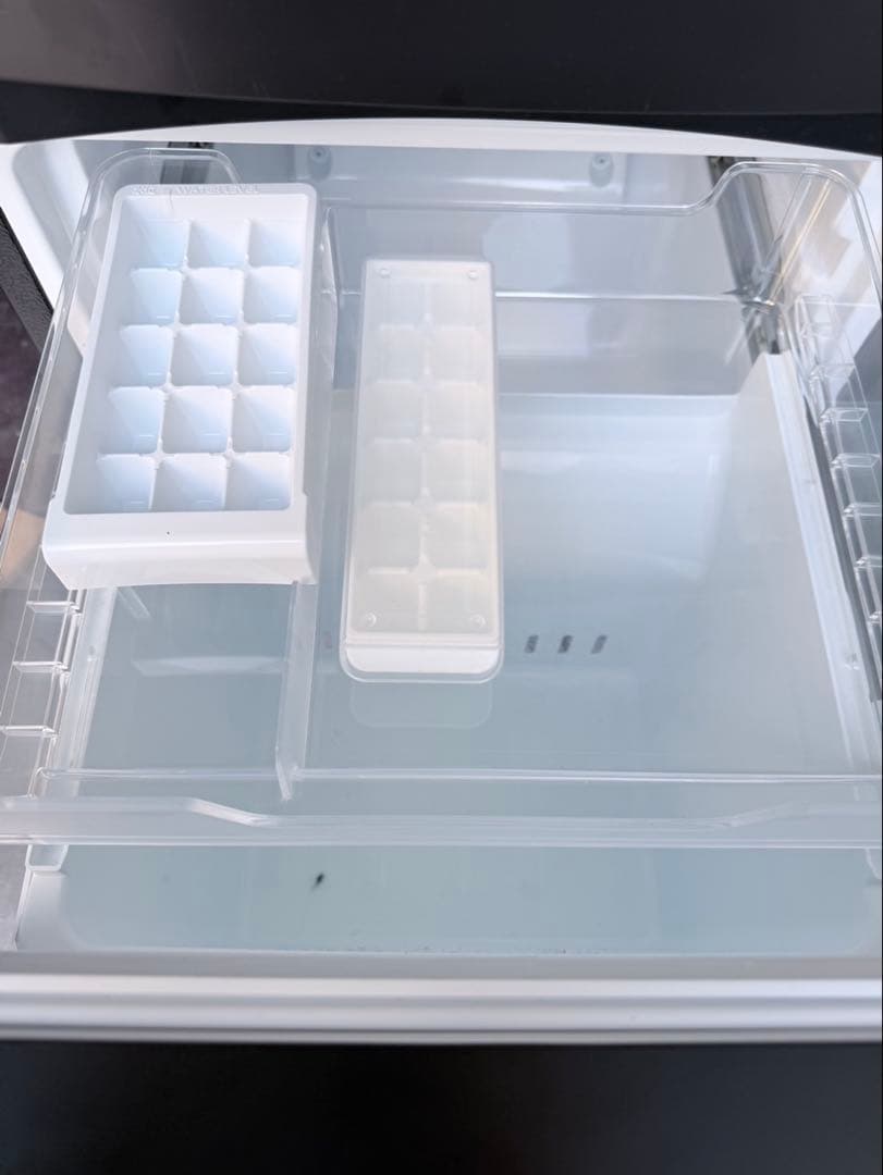 冷蔵庫 TOSHIBA GR-W15BS 2025年製【2週間のみ使用】