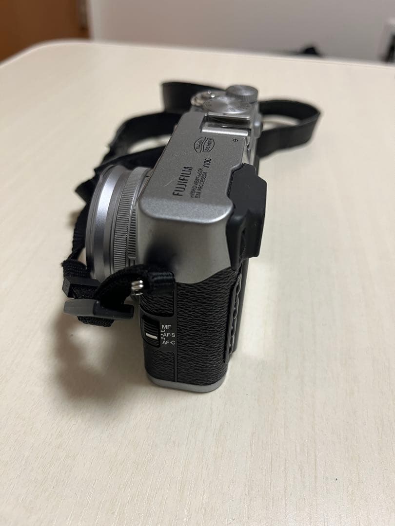 富士フィルム Fujifilm FinePix X100