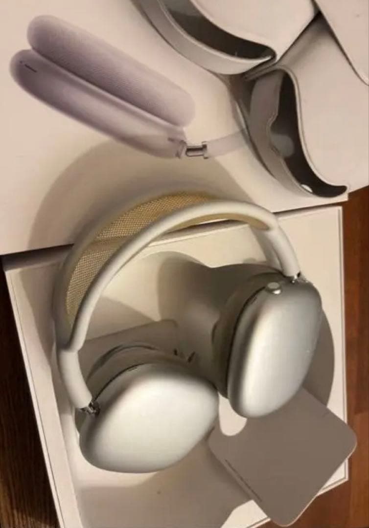 Apple AirPods Max MGYJ3J/A （シルバー）