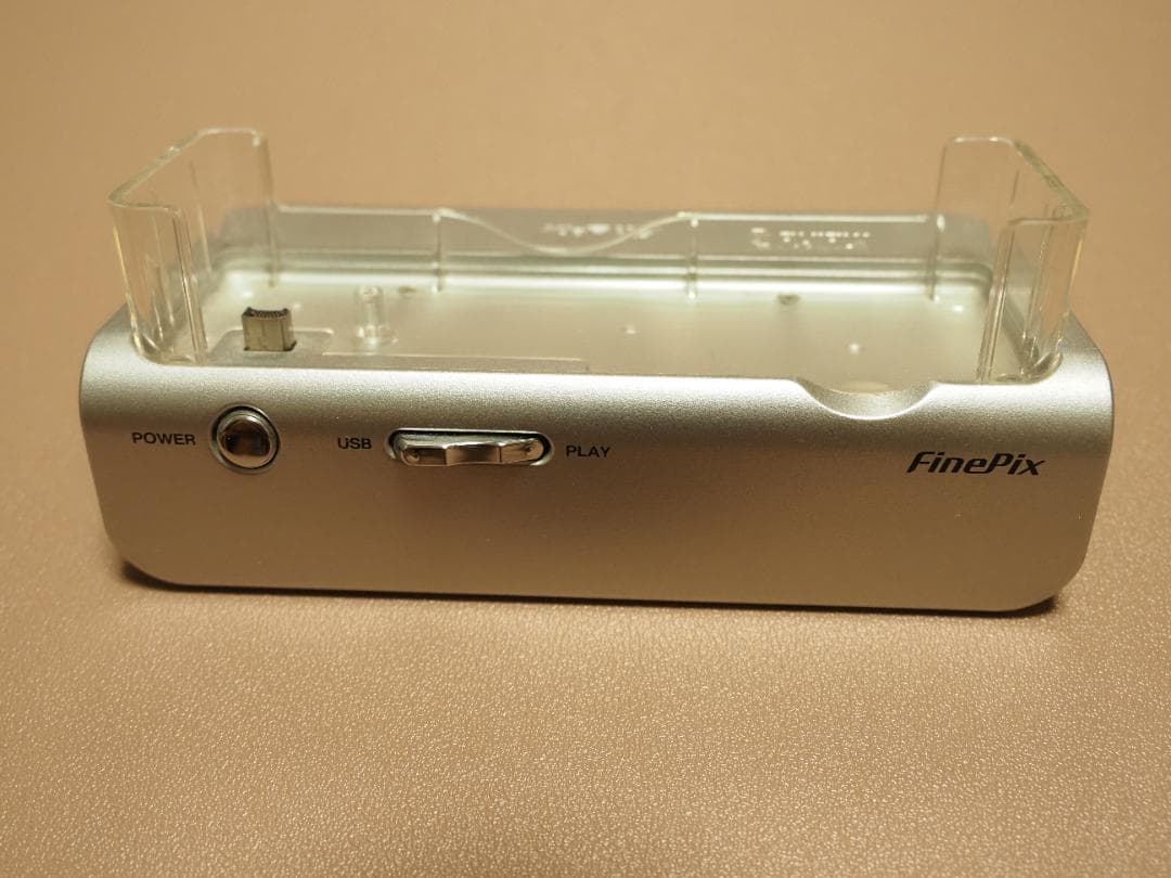 【動作確認済み】FUJIFILM Finepix F710 コンパクトデジカメ