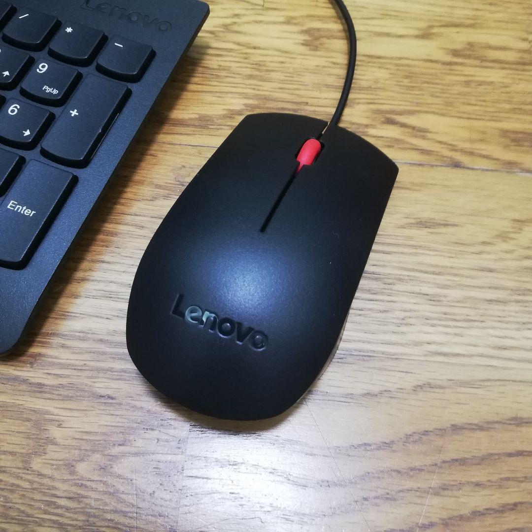 レノボ　超狭枠の22インチ一体型　Ryzen 5 3500U 8G/256SSD