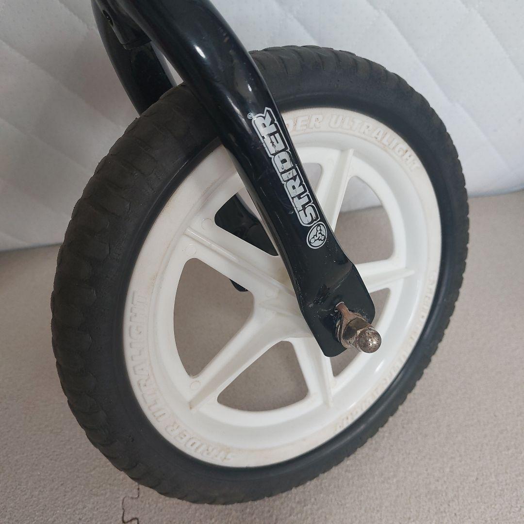 ストライダー スポーツモデル 赤 タイヤカスタム