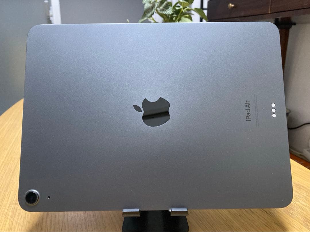 超美品　iPad Air 第5世代 64GB スペースグレー Wi-Fi