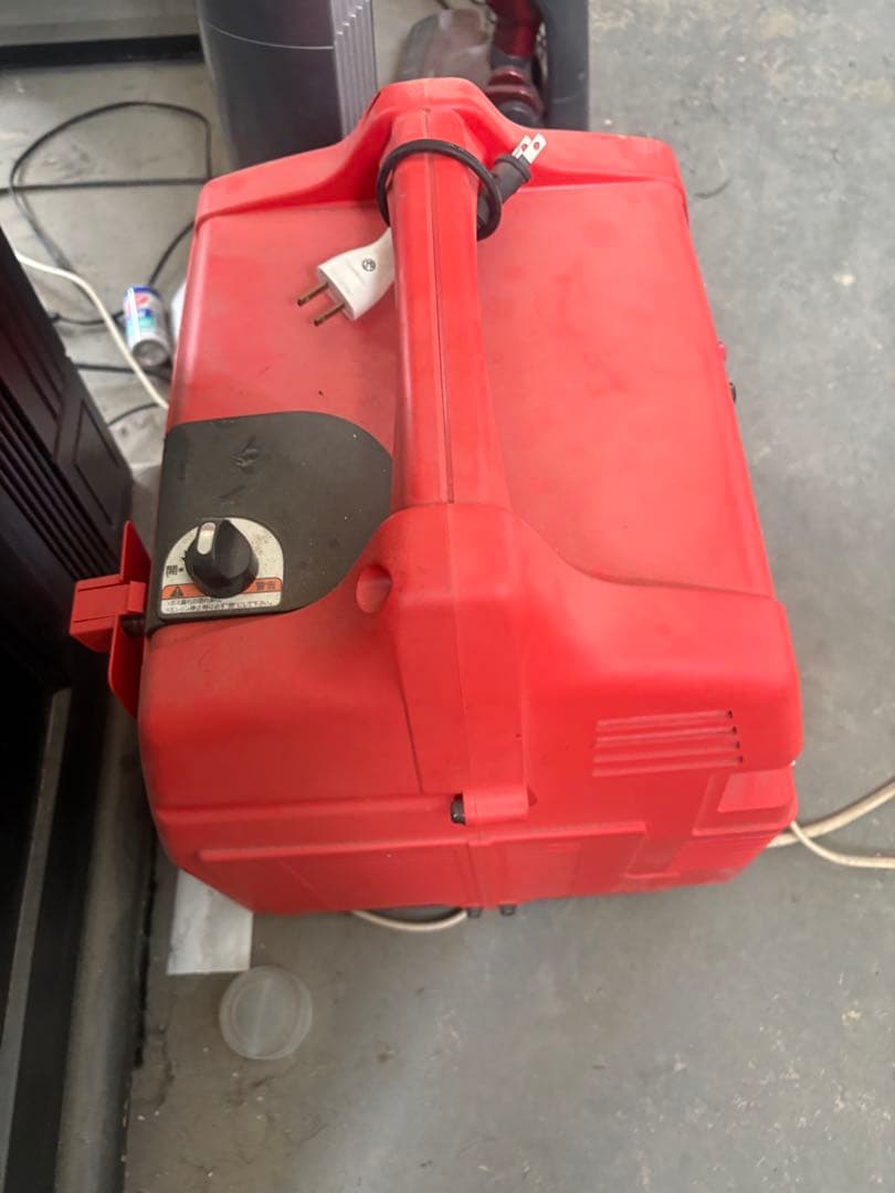 三菱 MGC 900GP ポータブル発電機 茨城県現地引き取り限定品