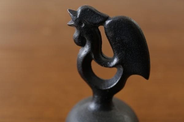 古都鋳物師の元祖 鈴木主善堂♪南部鉄器 鳥モチーフ 風鈴