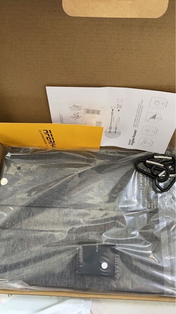 新品AFERIY 65W ソーラーパネル　折りたたみ