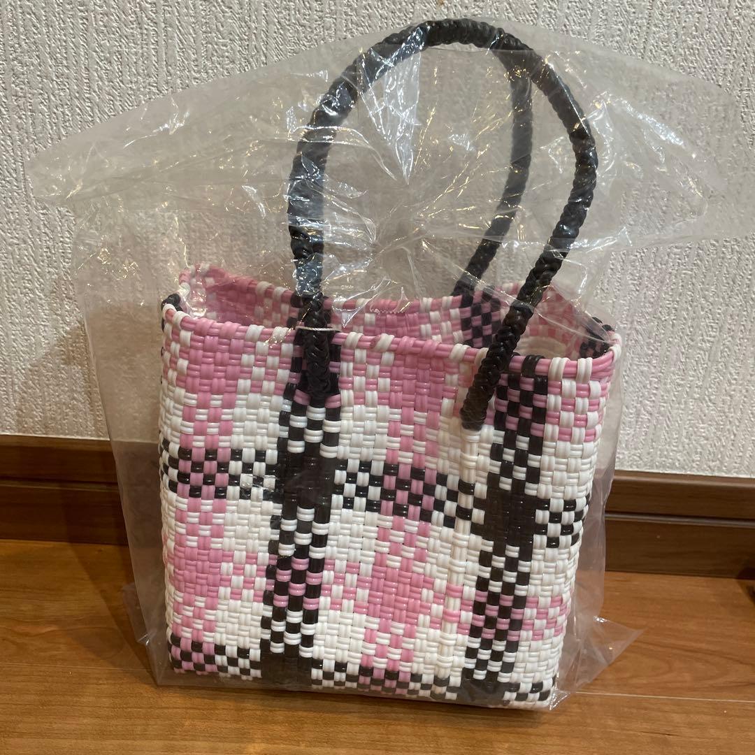 新品　ファミリア　メルカド　ミニバッグ　ピンク