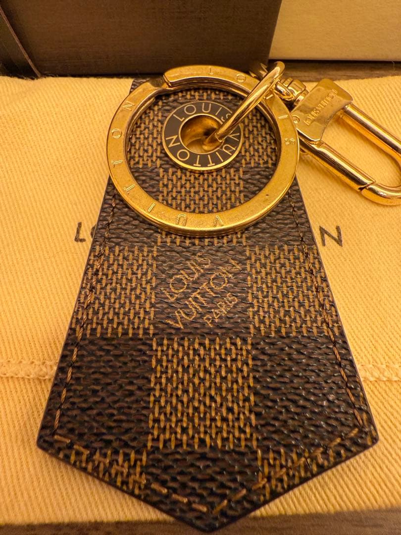 正規店購入品　LOUIS VUITTON ダミエ・キャンバス キーホルダー