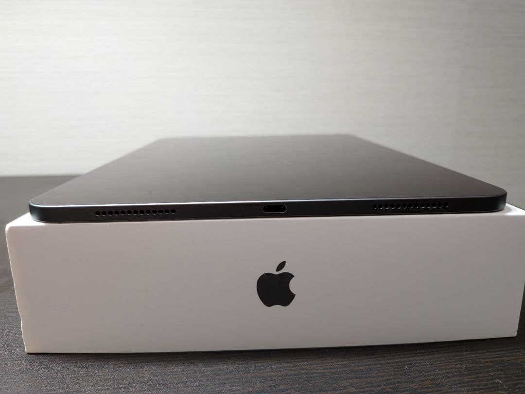 Apple iPad Pro 11インチ128GB 第2世代 キーボード付き