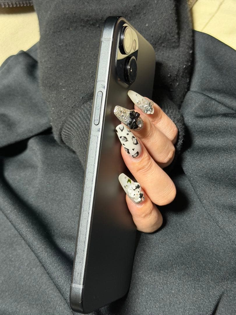 「美品」 iPhone15plus 128GB ブラック