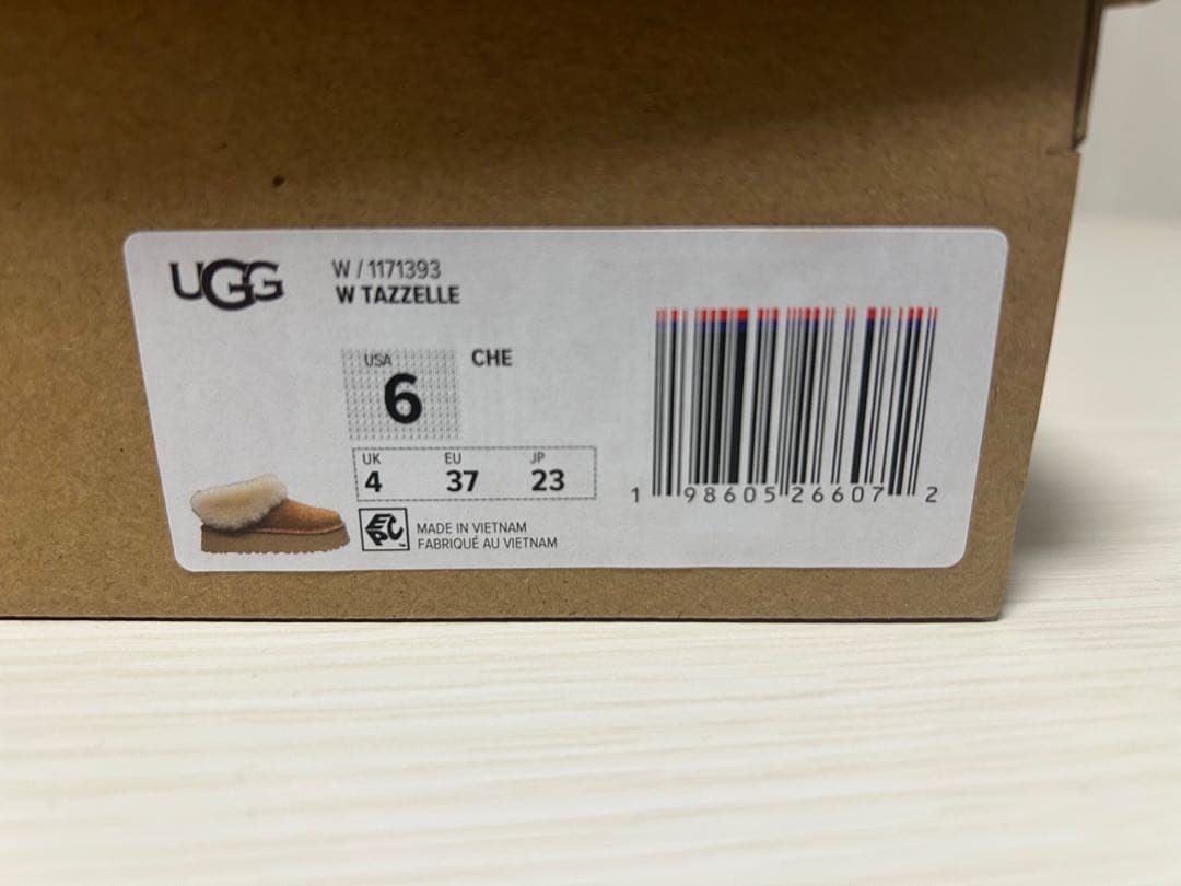 【新品未使用・箱付き】 UGG TAZZELLE 靴23cm