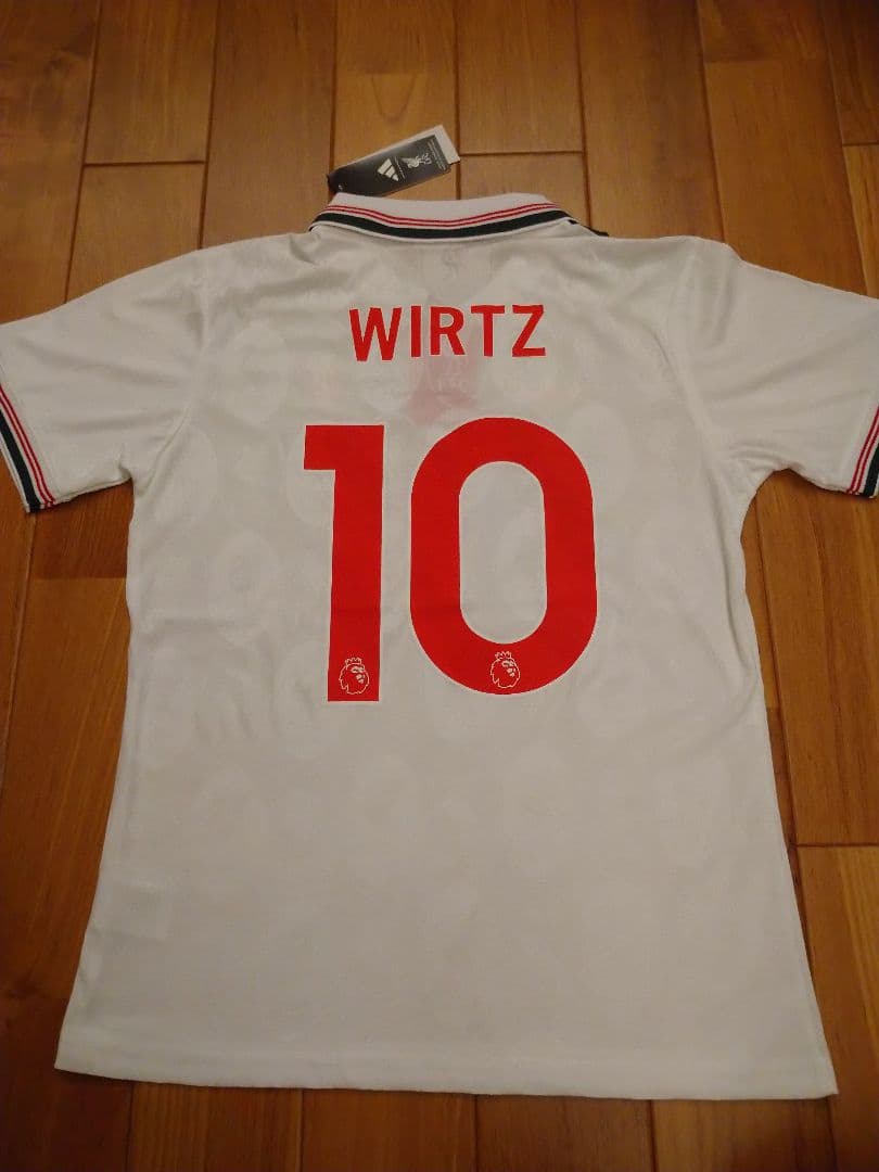 リバプール アディダス ユニフォーム 新品未使用 Sサイズ