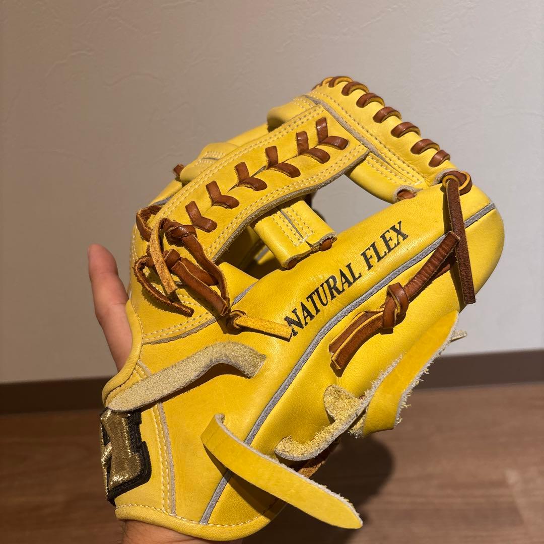 ぴ*ー様 【レア旧ロゴ】心極　ハイゴールド　内野手　 軟式用　グローブ