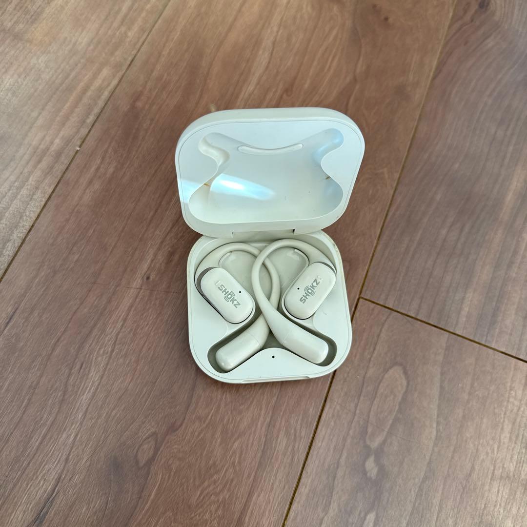 SHOKZ ワイヤレスイヤホン ホワイト　オープンフィット　openfit