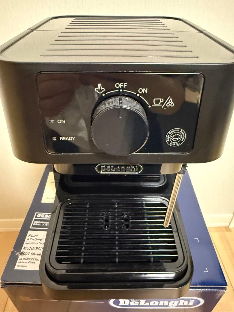 デロンギ スティローザ エスプレッソマシン EC235J-BK おまけ付き