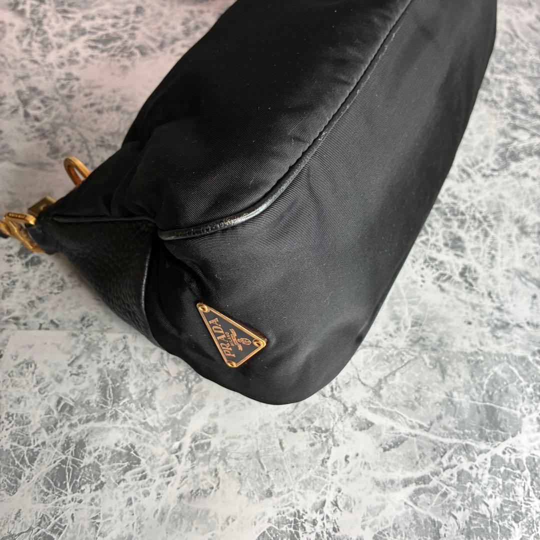 ✨PRADA✨　プラダ　ワンショルダーバッグ　ショルダーバッグ　ハンドバッグ　黒