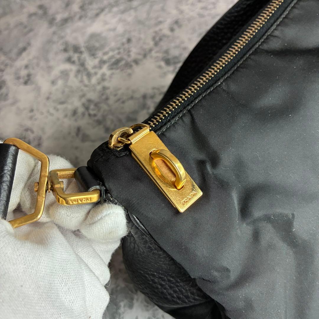 ✨PRADA✨　プラダ　ワンショルダーバッグ　ショルダーバッグ　ハンドバッグ　黒