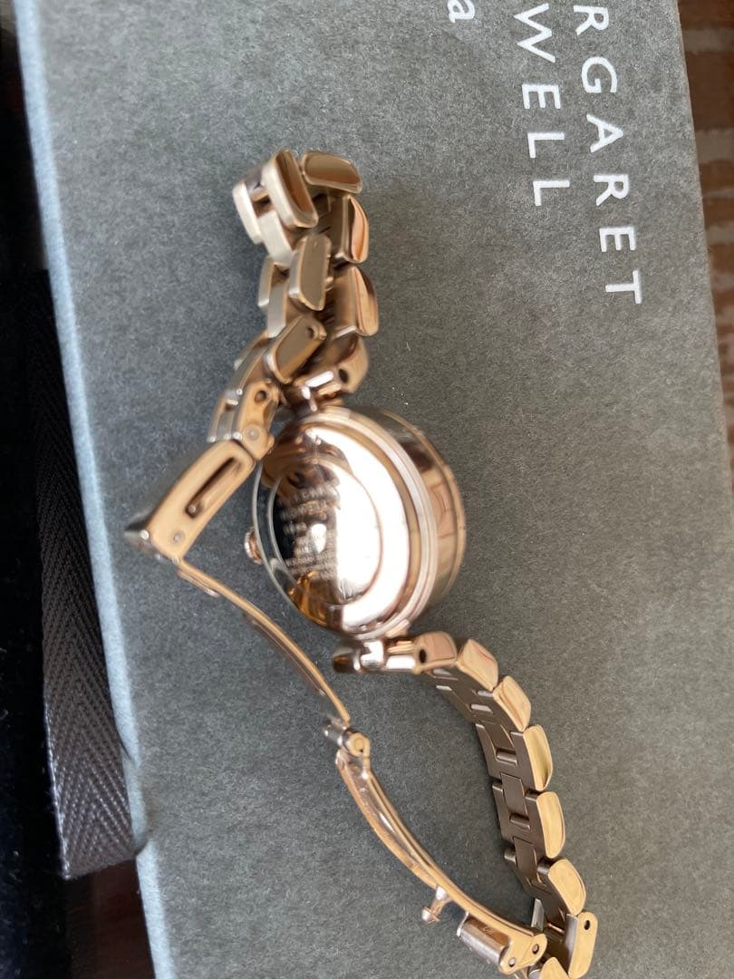 【海色】MARGARET HOWELL ソーラー時計