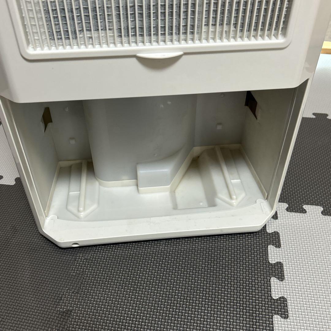 【美品】2021年製　コロナ　冷風除湿機 ホワイト CDM-1021 高年式