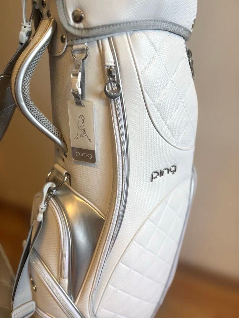 ⚫️ping レディースキャディバッグ⚫️8.5 型ホワイト完売品未使用