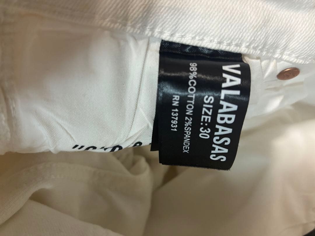 正規品 VALABASAS ホワイトデニム フレア サイズ30