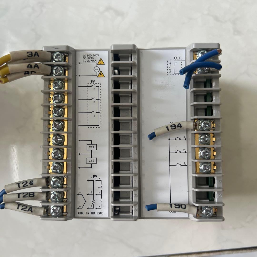 アズビルazbil SDC36 デジタル指示調節計