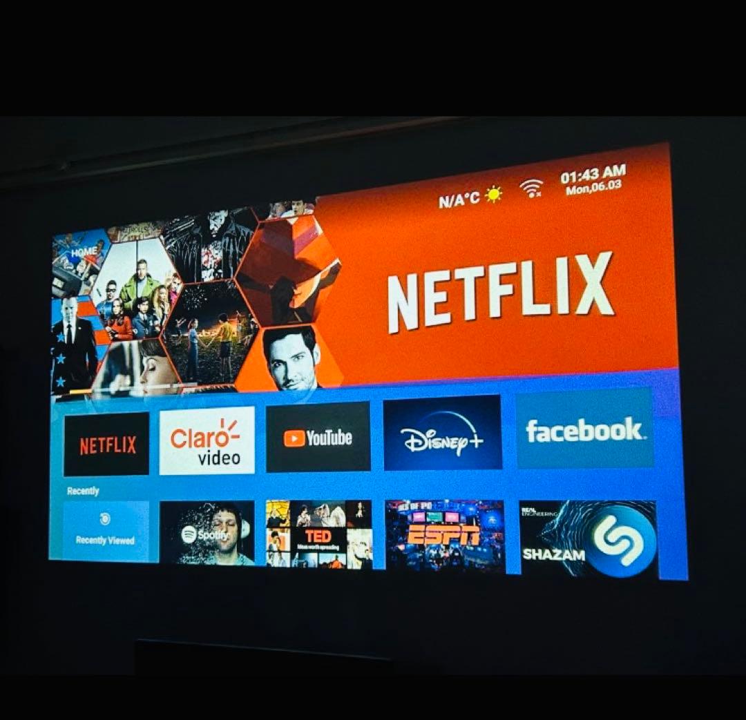 【美品】WIMIUS P63 本体+付属品　プロジェクター