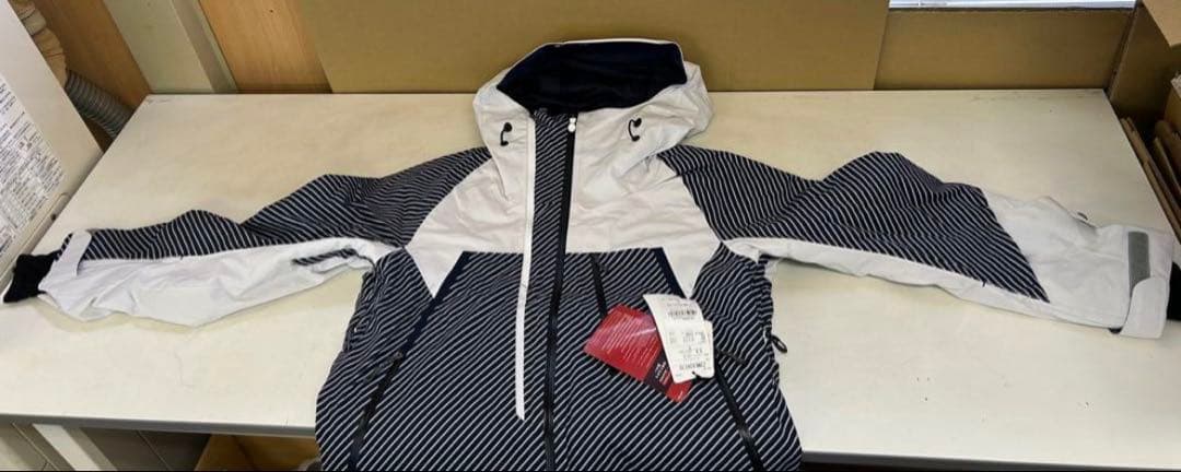 M51 未使用品 MIZUNO ウェア リフレクションギア ミズノ