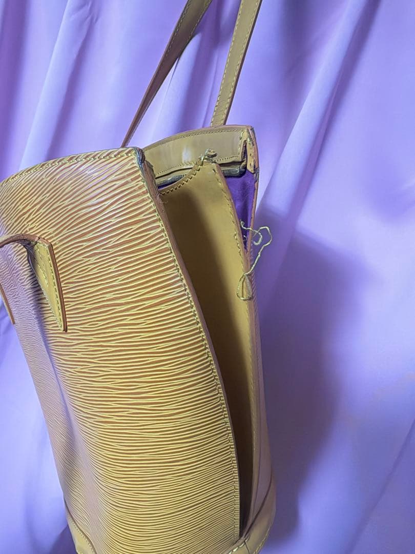 ルイヴィトン エピ大