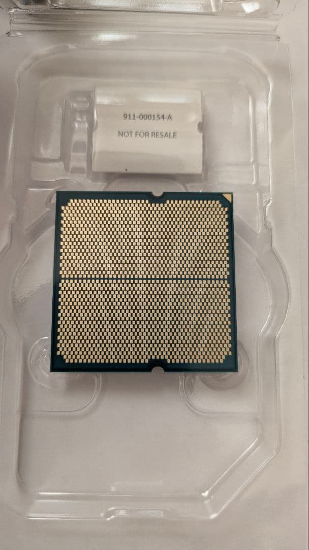 AMD Ryzen 7 7800X 3D 【動作確認済み 美品】