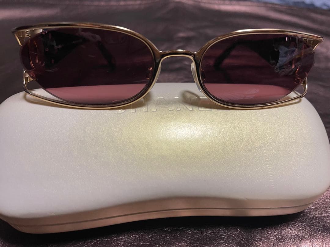 CHANEL ゴールド サングラス