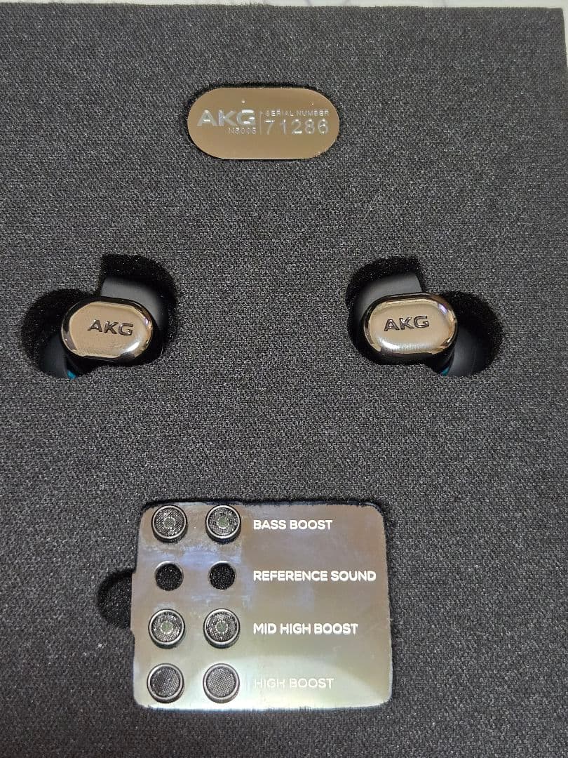 美品　AKG N5005 ピアノブラック