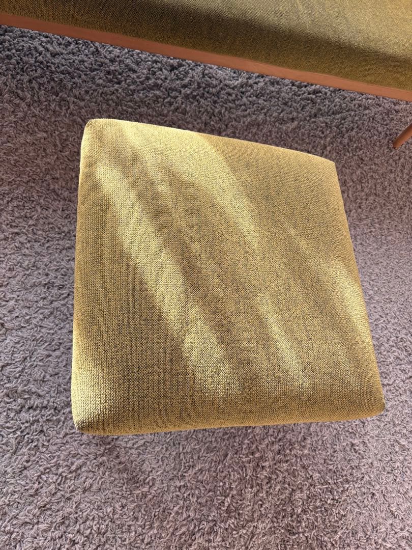 カリモク　3人掛けソファ　WD4303 オットマン、ヘッドレスト