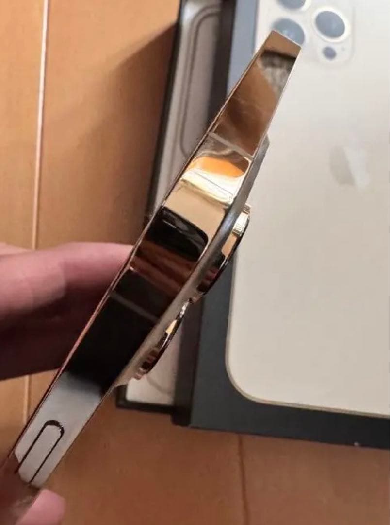 Apple iPhone 13 Pro Maxゴールド 本体　SIM フリー