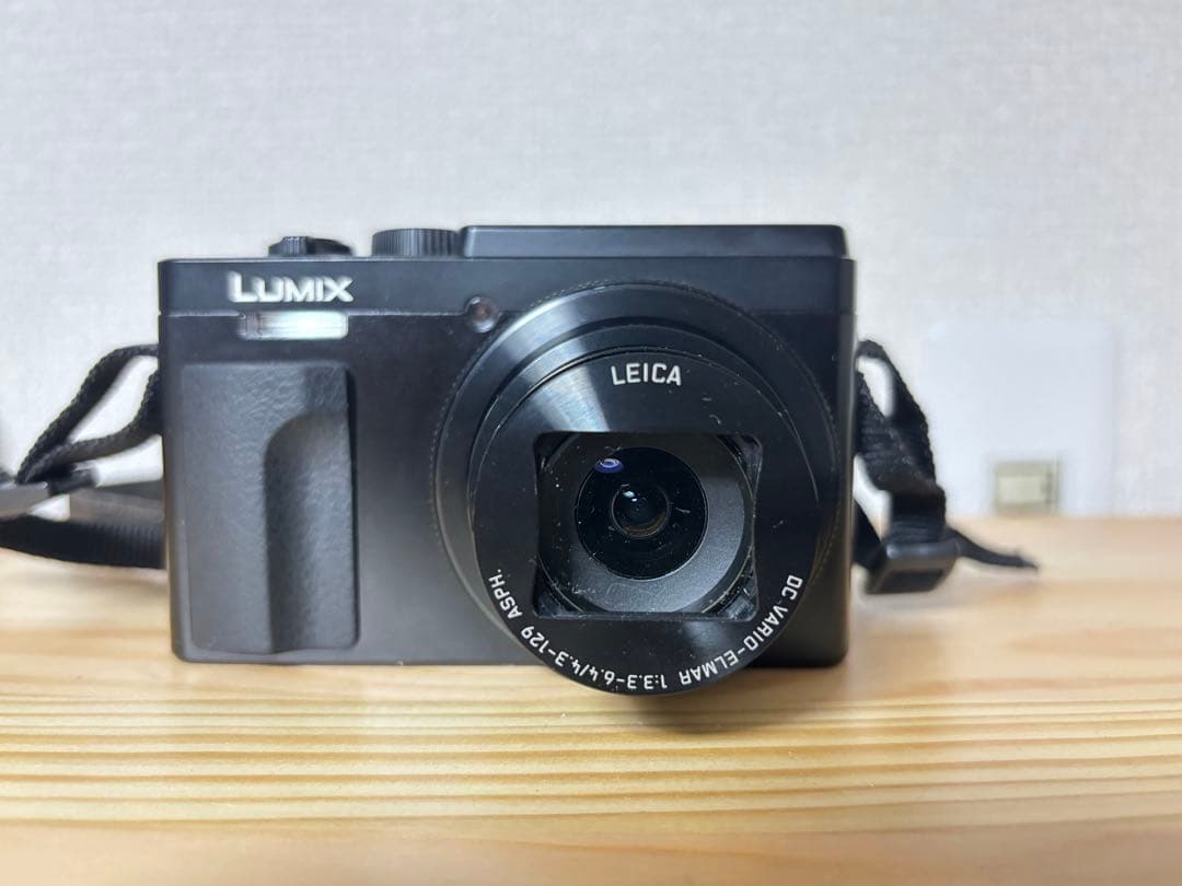 Panasonic Lumix DC-TZ95 30倍ズーム・4K動画・自撮り