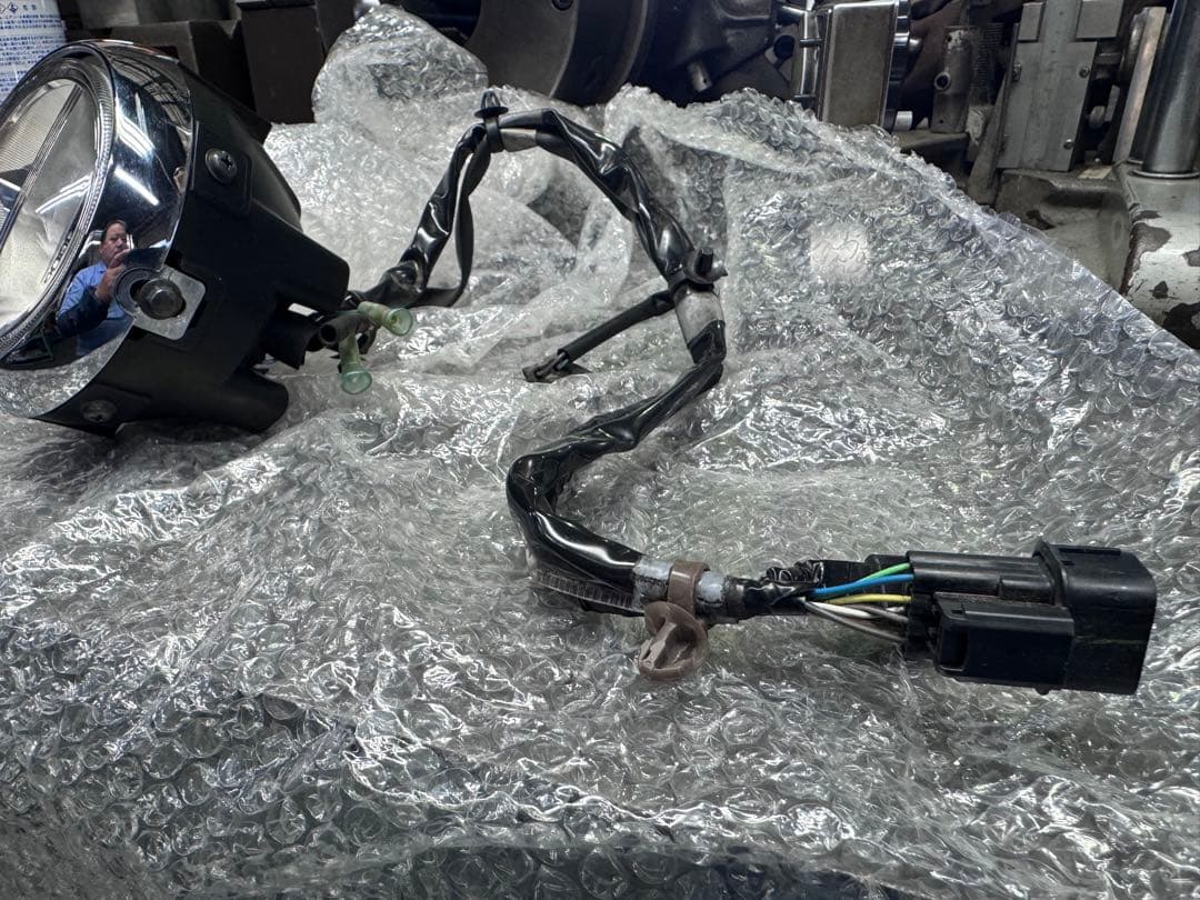 ホンダ　スーパーカブ　純正LED ヘッドライト