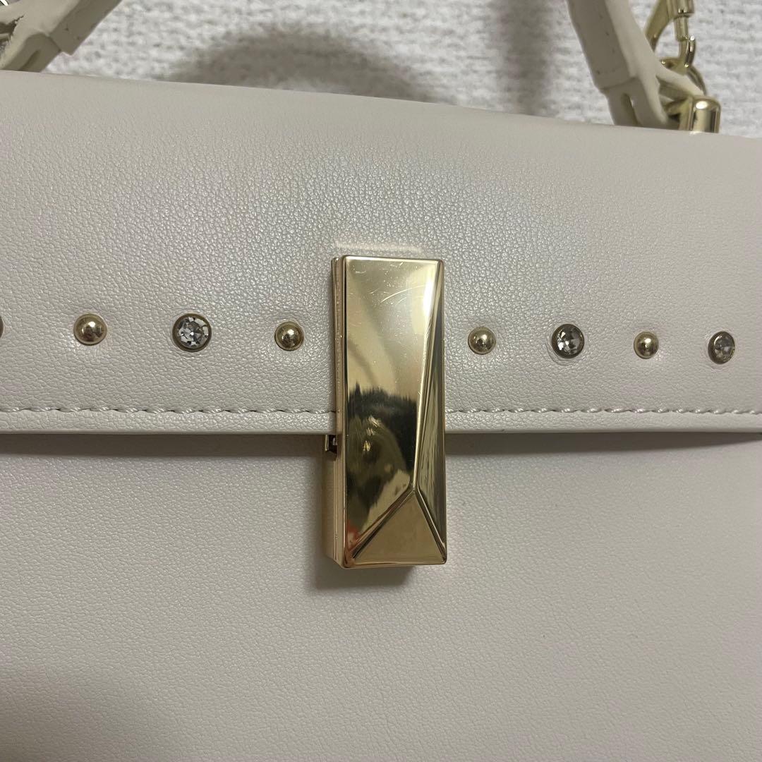 【リュタン】ビジュースタッズポシェット アイボリー