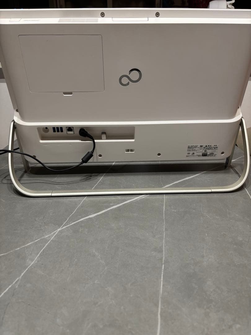 デスクトップPCセット ホワイト富士通FMV ESPRIMO FMVF70B3W