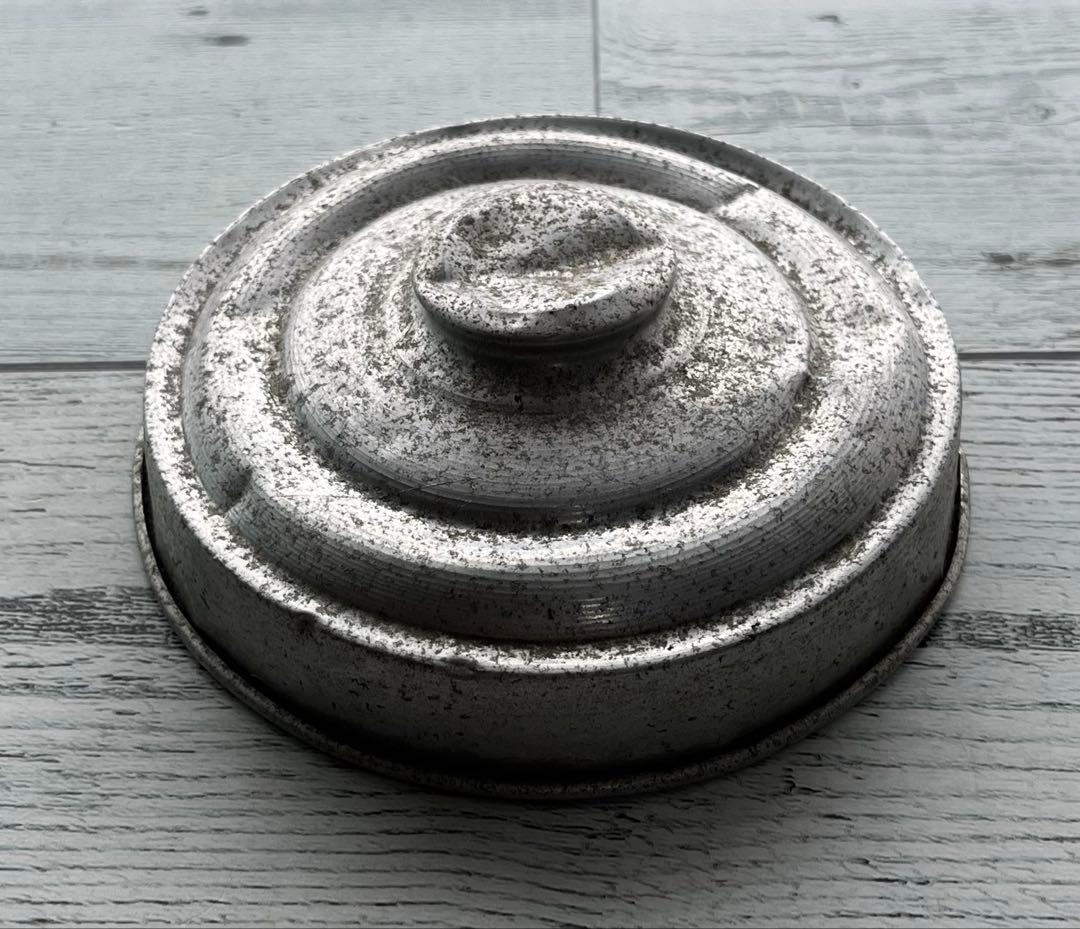 【気泡たっぷりガラス瓶】昭和レトロ　ブルー系　蓋付きガラス瓶