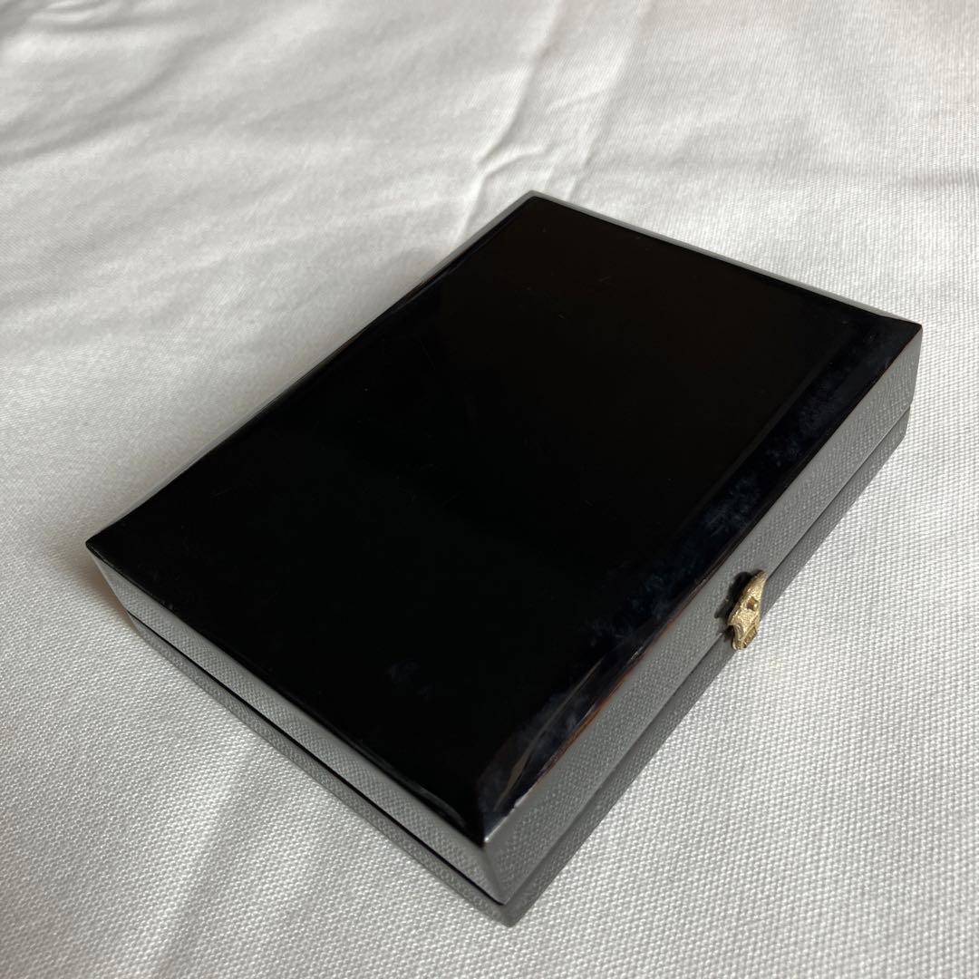 勲八等瑞宝章　支那事変従軍記章 共箱入り 勲章 記章　ヴィンテージ　希少　レア