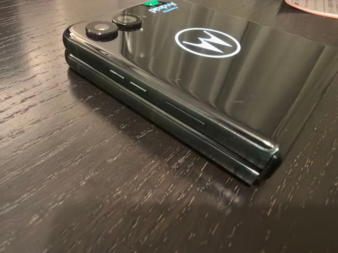 motorola razr 60 ULTRA 本体国内版スカラベグリーン