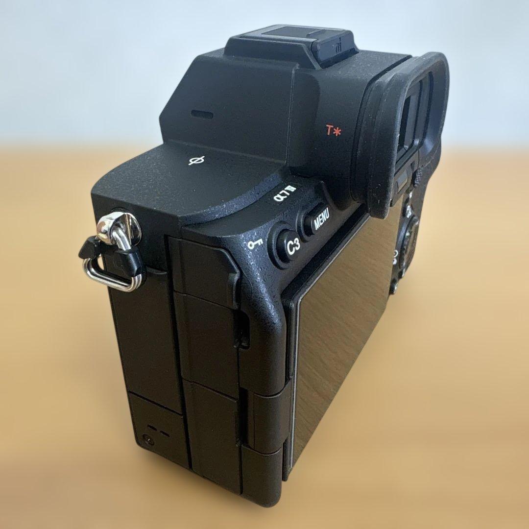 SONY α7 IV ミラーレス一眼カメラ(超美品)