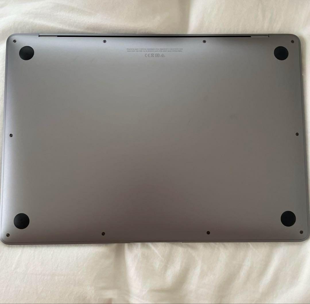 【全て揃ってます！！】Apple M1チップ搭載13インチMacBook Air