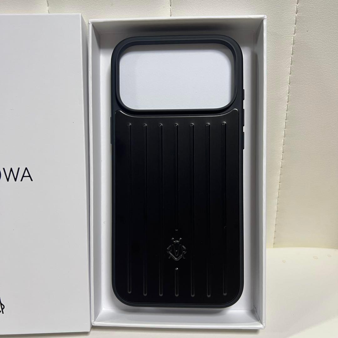 ✨未使用✨ RIMOWA iPhone 17 pro アルミニウム　ブラック