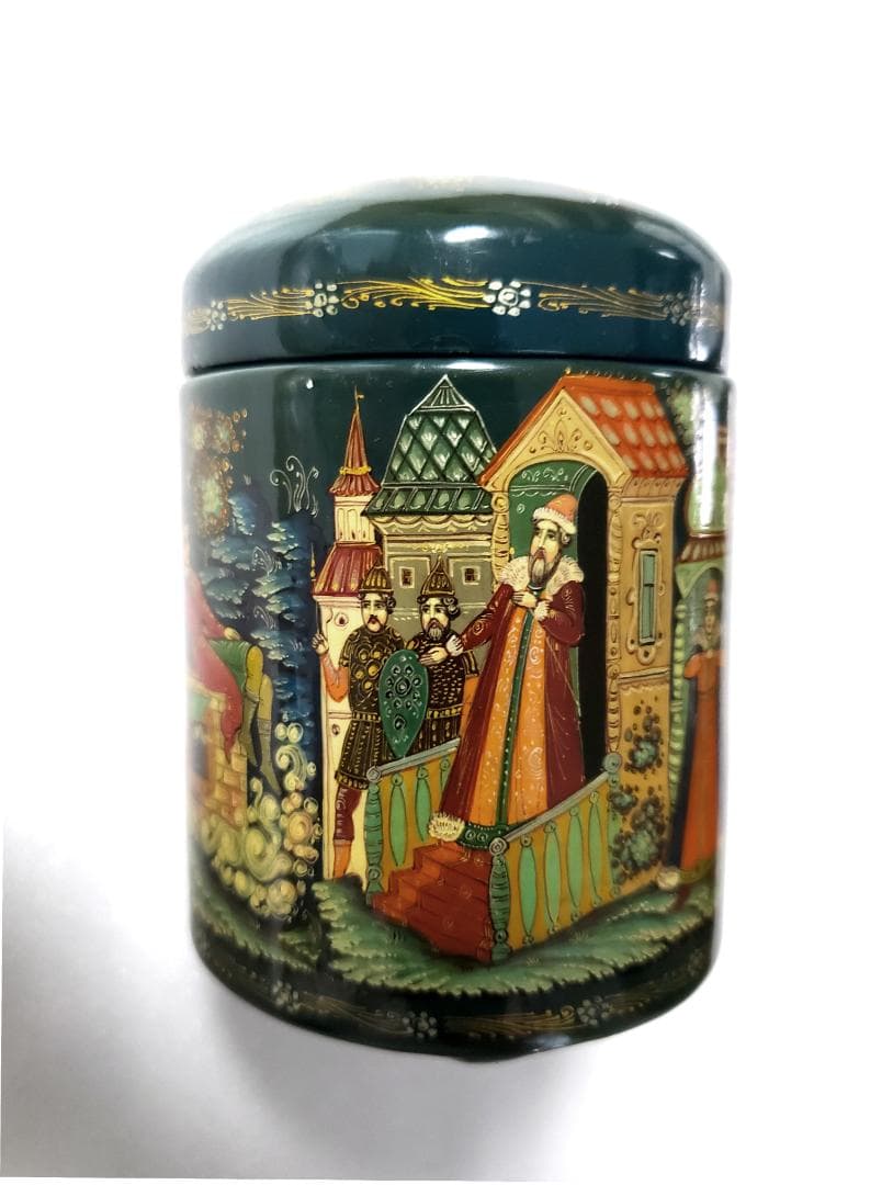 ロシア工芸品　細密画　パレフ 筒状の小箱　箱無し