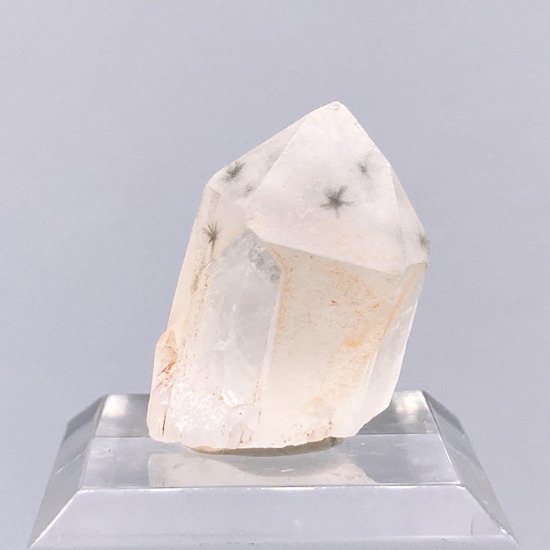 1*E様 ホーランダイトインクォーツ　星入り水晶　クォーツ　原石　鉱物標本　天然