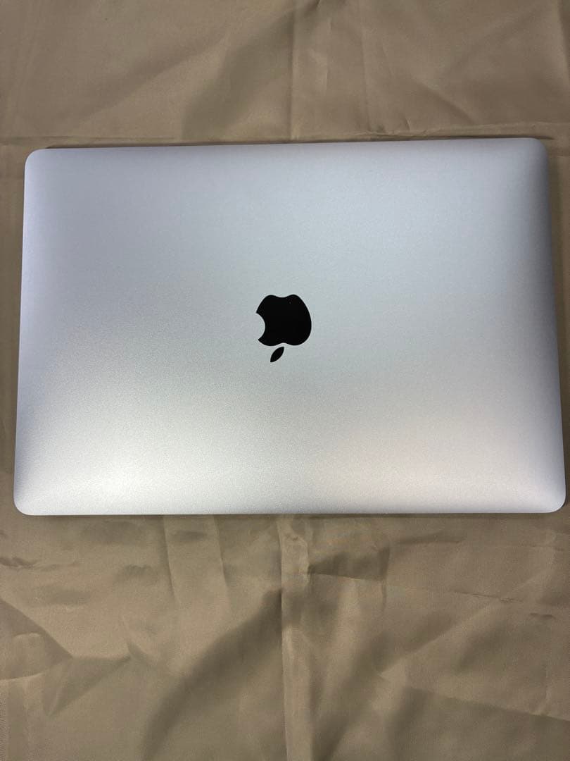 電池100％ MacBook Air (M1, 2020) メモリ8G 256G
